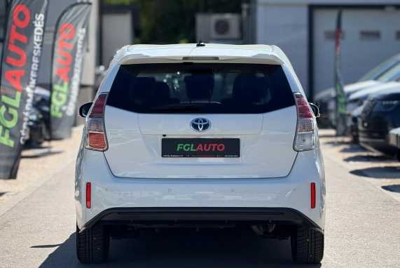 Toyota PRIUS+ (2019)