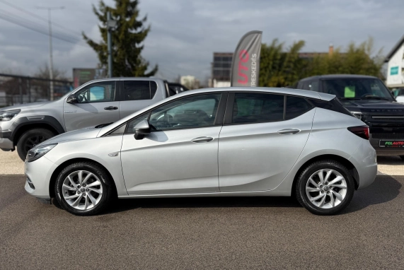 Opel ASTRA (2020)