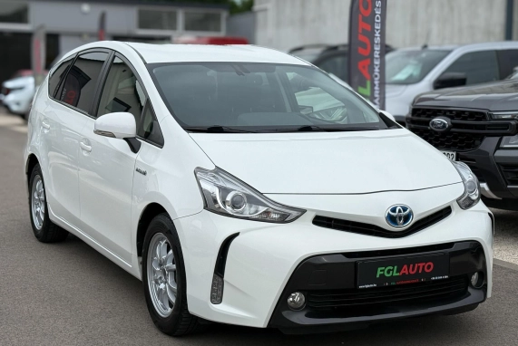 Toyota PRIUS+ (2017)