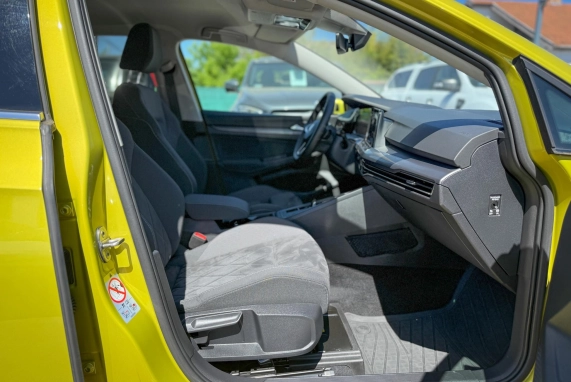 Volkswagen GOLF VIII (2020)