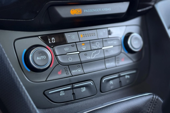 Ford CONNECT (2020)
