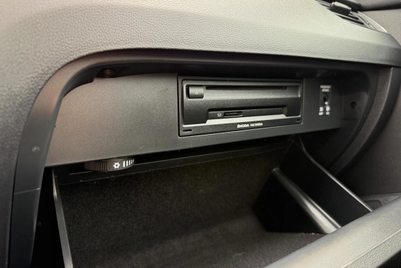 Skoda OCTAVIA (2015)
