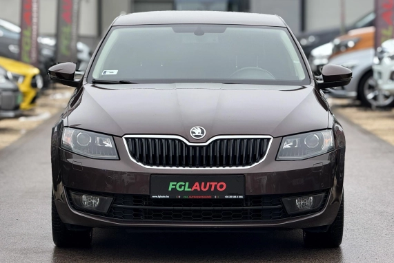 Skoda OCTAVIA (2015)