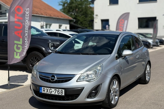 Opel CORSA (2012)