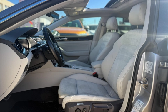 Volkswagen ARTEON (2017)