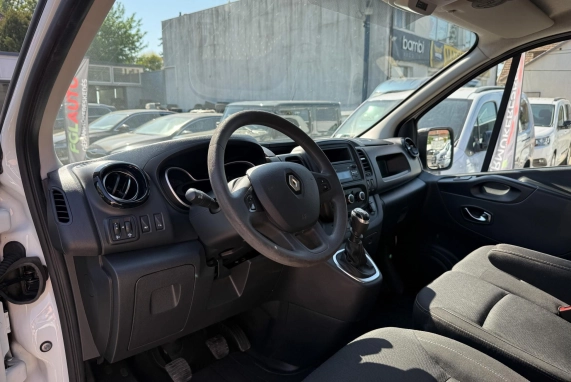 Renault TRAFIC (2020)