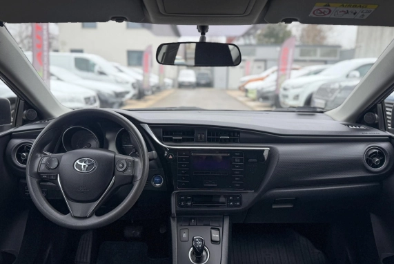 Toyota AURIS (2017)
