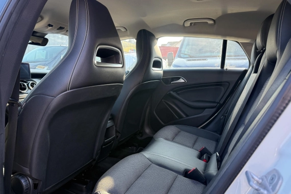 Mercedes-benz CLA-OSZTÁLY (2017)