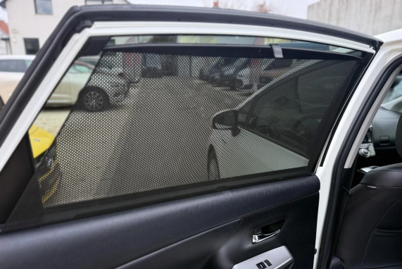 Toyota PRIUS+ (2017)