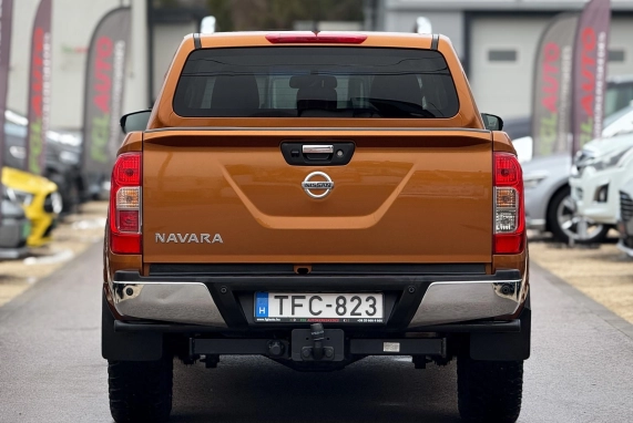 Nissan NAVARA (2022)