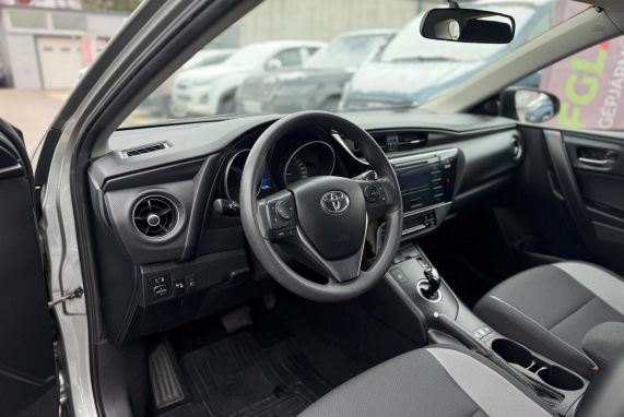 Toyota AURIS (2017)