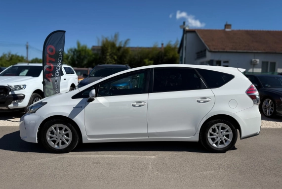 Toyota PRIUS+ (2019)