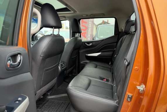 Nissan NAVARA (2022)