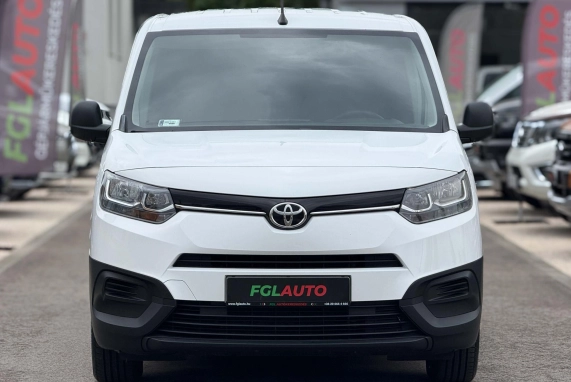 Toyota PROACE (2021)