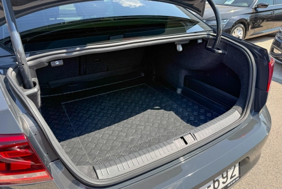 Volkswagen PASSAT VIII (2020)