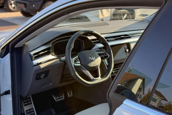 Volkswagen ARTEON (2023)