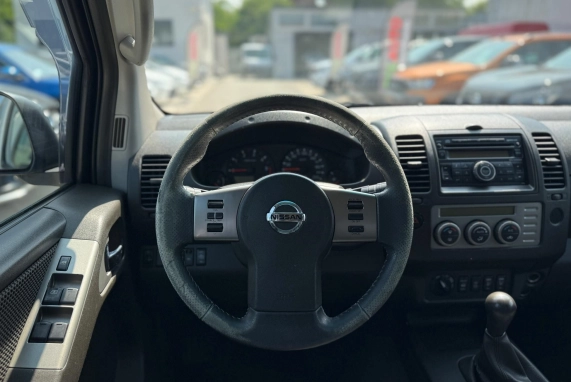 Nissan NAVARA (2006)