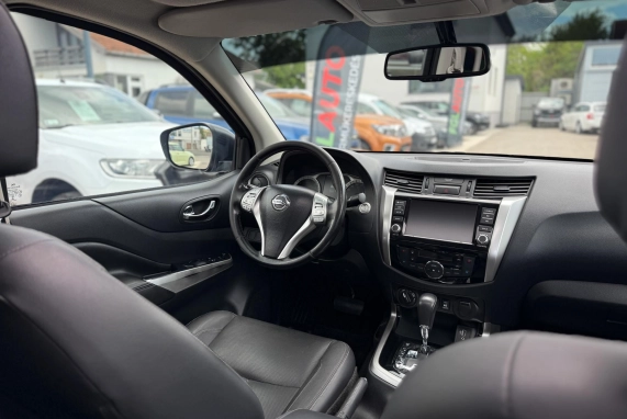 Nissan NAVARA (2019)