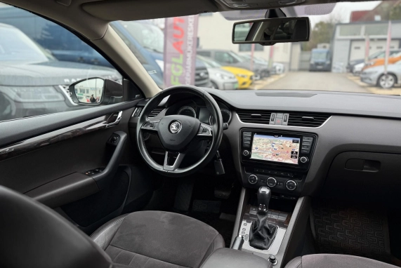 Skoda OCTAVIA (2015)