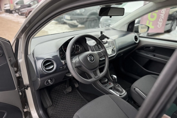 Volkswagen UP (2020)