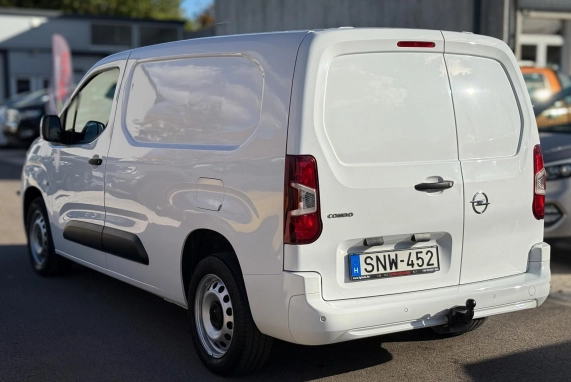 Opel COMBO (2021)