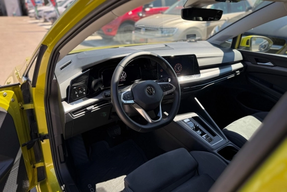 Volkswagen GOLF VIII (2020)