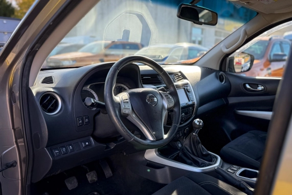Nissan NAVARA (2017)