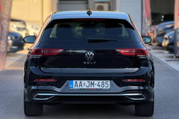 Volkswagen GOLF VIII (2020)