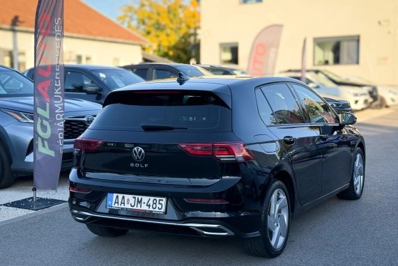 Volkswagen GOLF VIII (2020)