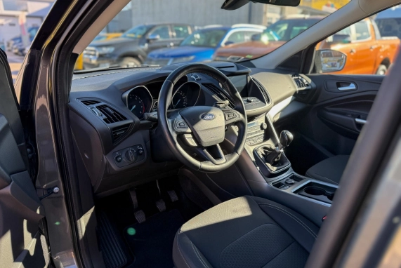 Ford KUGA (2018)