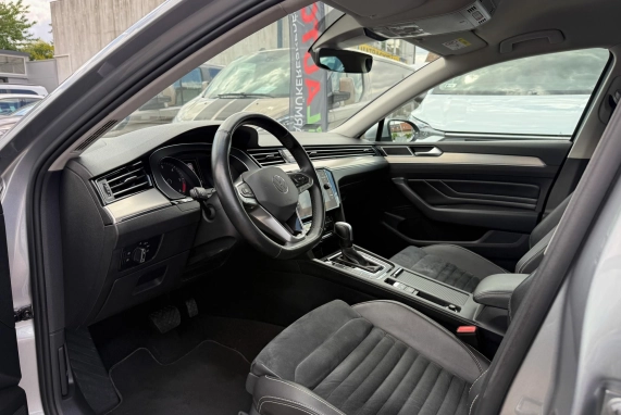 Volkswagen PASSAT (2021)