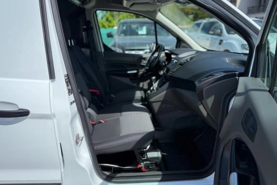 Ford CONNECT (2021)