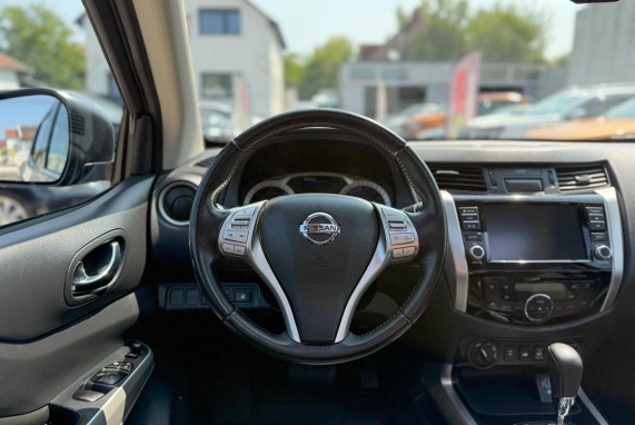 Nissan NAVARA (2021)
