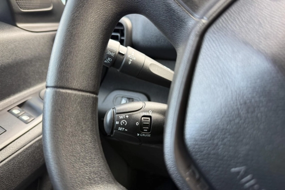 Peugeot PARTNER (2021)