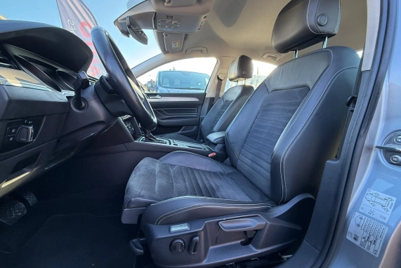 Volkswagen PASSAT (2021)