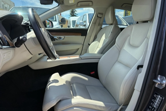 Volvo S90 (2021)