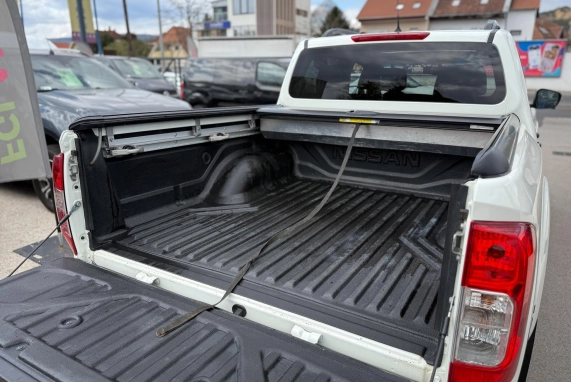 Nissan NAVARA (2019)