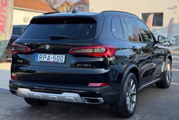 BMW X5 (2019)