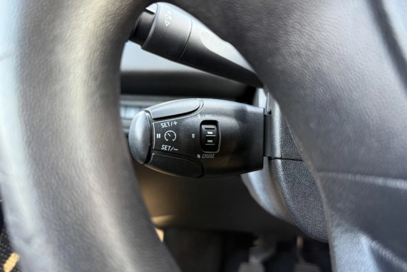 Peugeot 208 (2016)