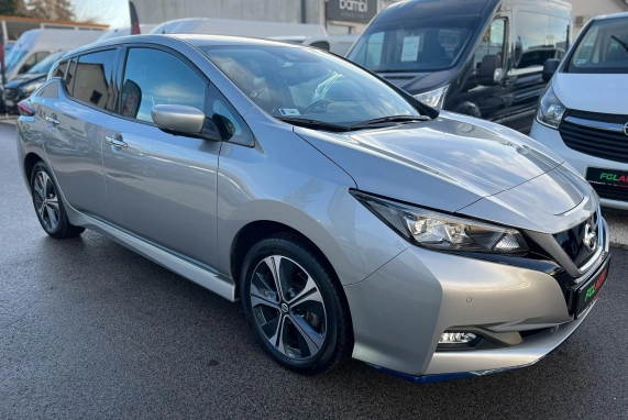 Nissan LEAF (2020)