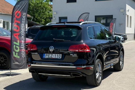 Volkswagen TOUAREG (2016)