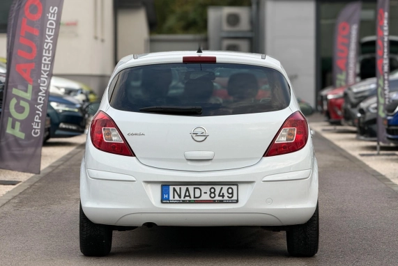 Opel CORSA (2015)