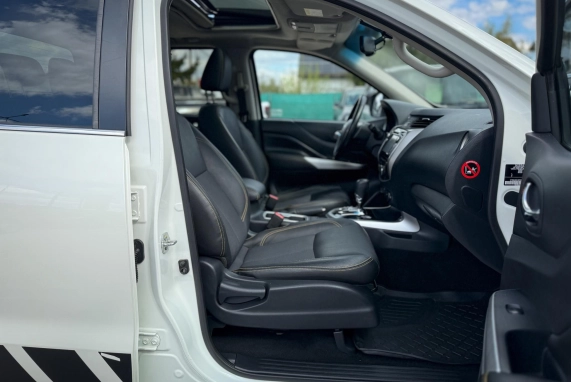 Nissan NAVARA (2019)