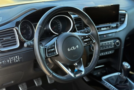 Kia PRO CEE'D (2022)