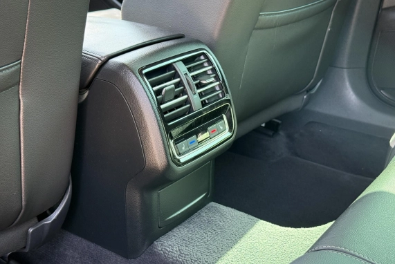 Volkswagen PASSAT VIII (2015)