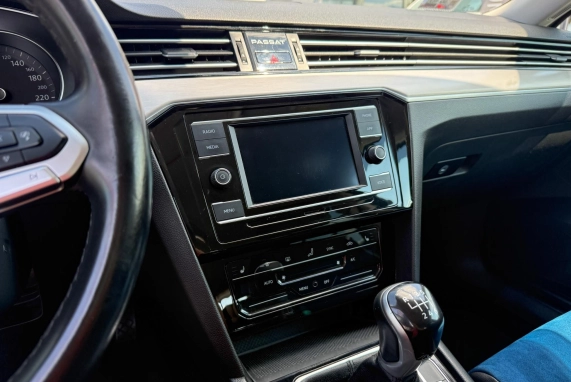 Volkswagen PASSAT VIII (2020)