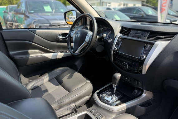 Nissan NAVARA (2021)