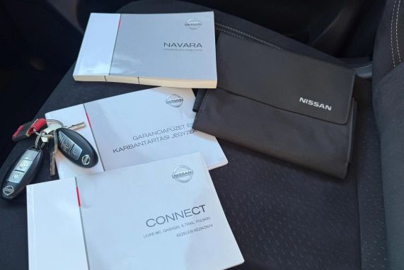 Nissan NAVARA (2017)