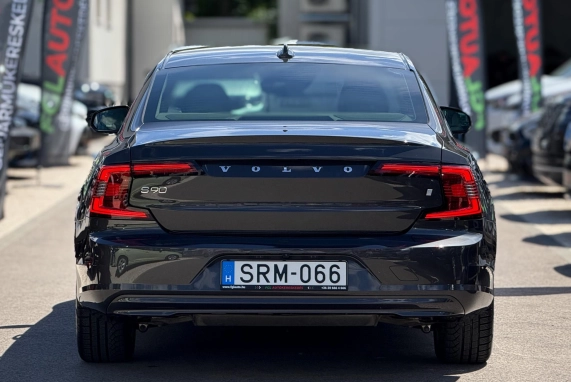 Volvo S90 (2021)
