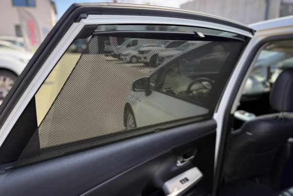 Toyota PRIUS+ (2018)